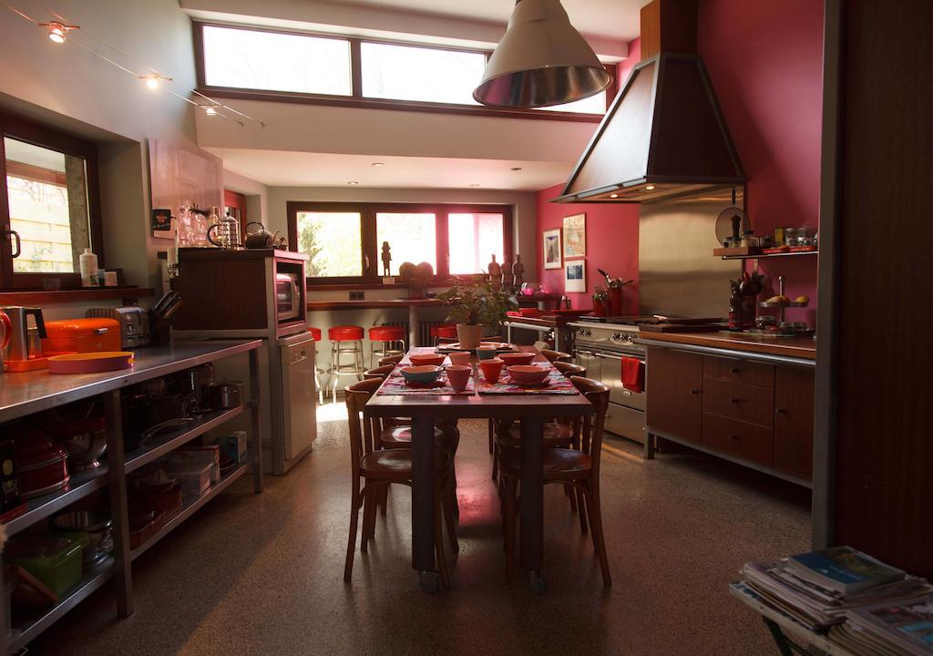 Guest House Les 3 Tilleuls Auderghem ภายนอก รูปภาพ